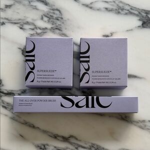 Saie Supersuede Radiant Baked Bronzer & All-Over Powder Brush